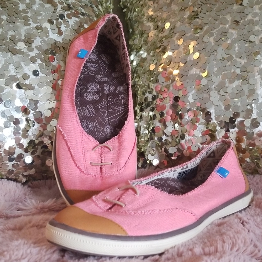 Casual slip on shoes